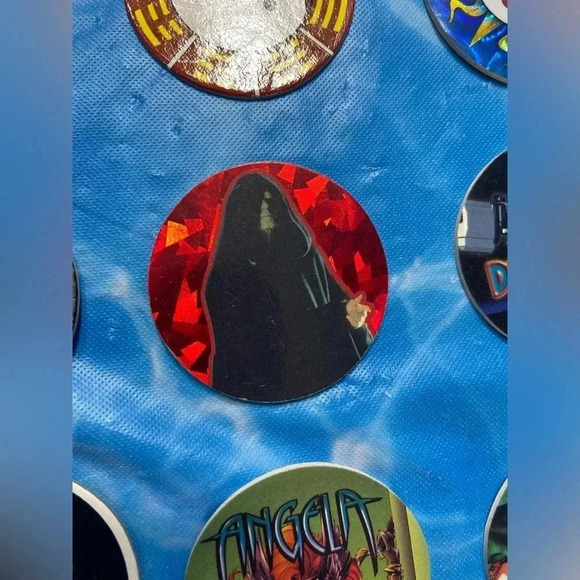 Collection of 71 Assorted  POGs + Official Case 🥏🔵⚪️🟡🟣 - Picture 11 of 16